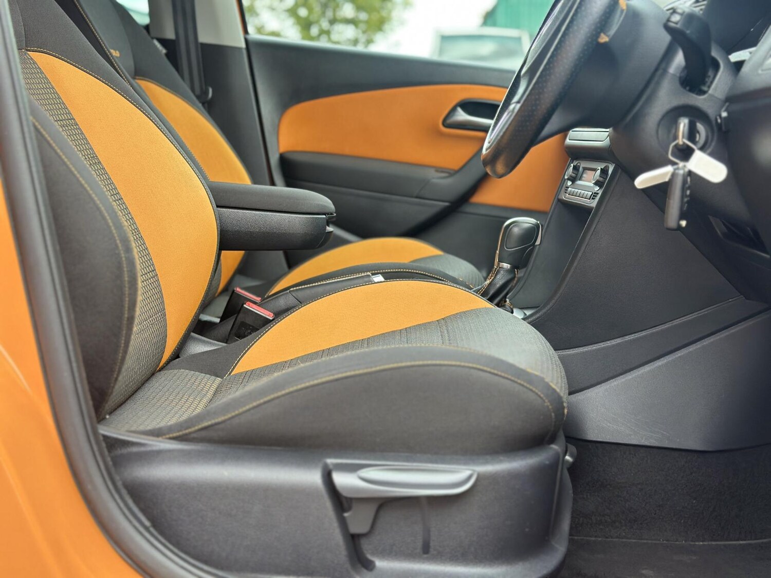 Used Volkswagen Polo 2014 for sale - 76226130: Photo 18