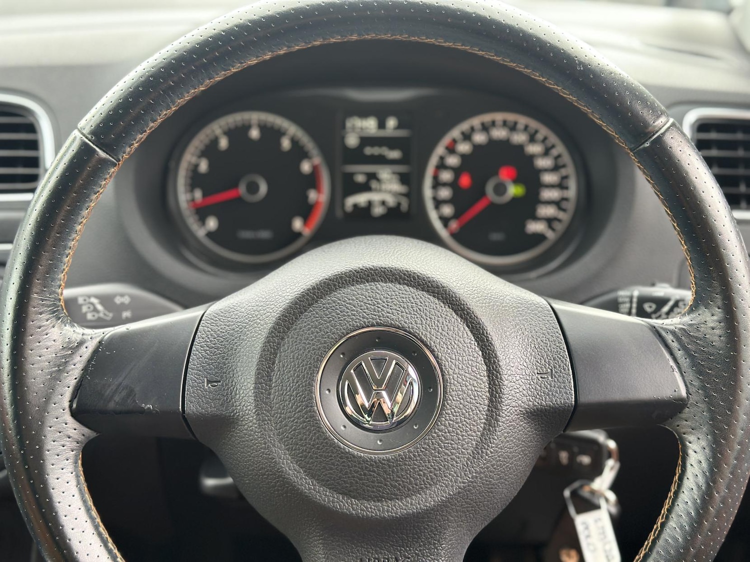 Used Volkswagen Polo 2014 for sale - 76226130: Photo 20
