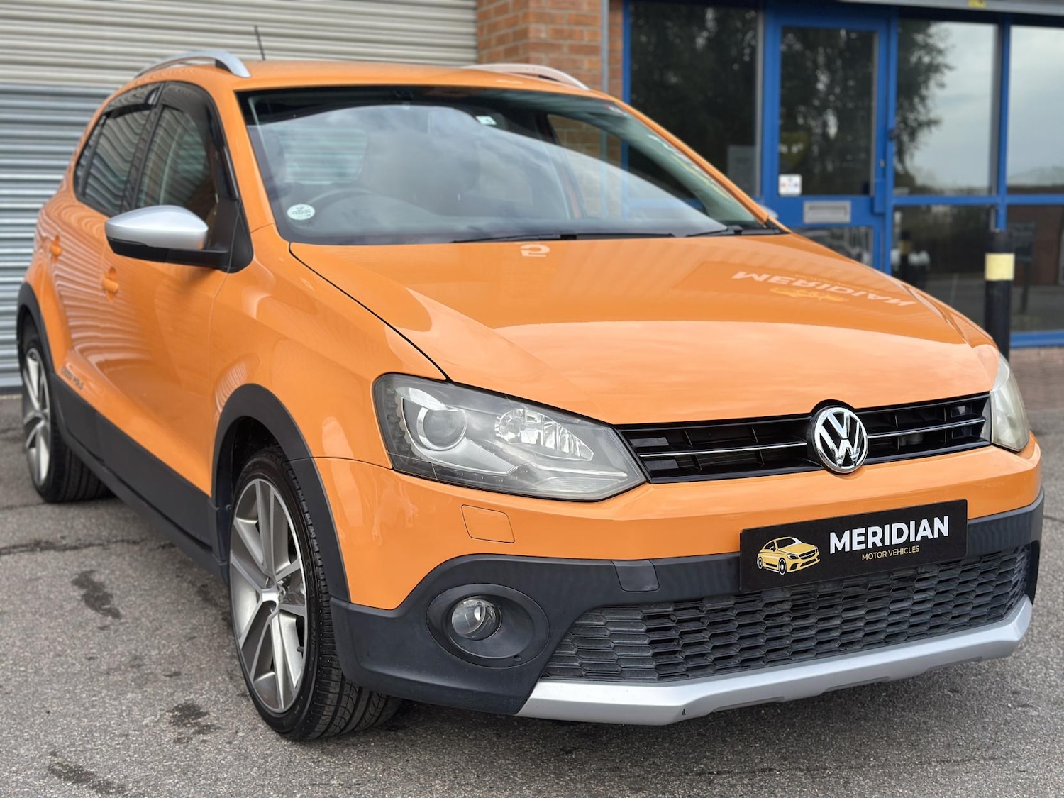 Used Volkswagen Polo 2014 for sale - 76226130: Photo 4