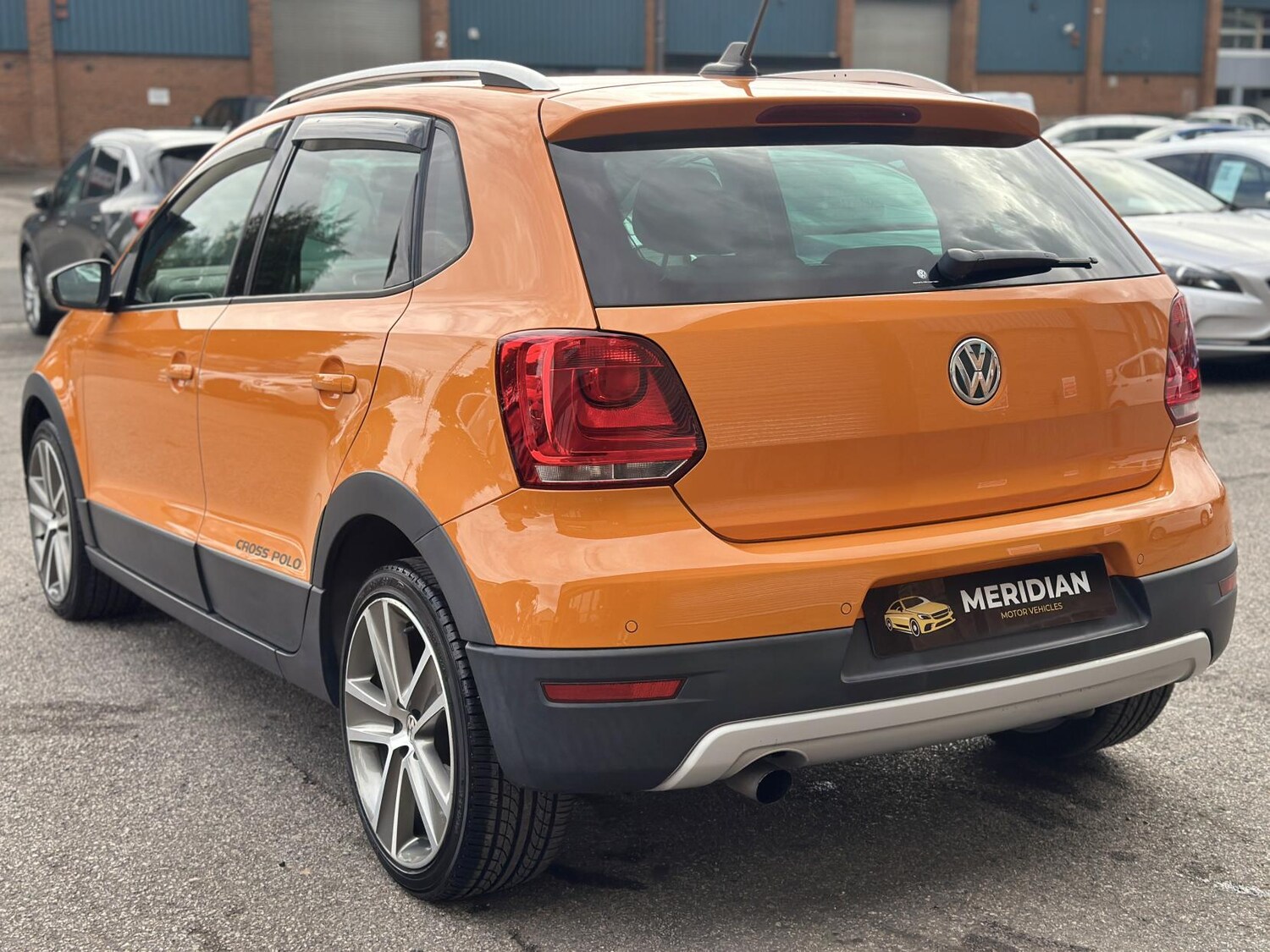 Used Volkswagen Polo 2014 for sale - 76226130: Photo 9