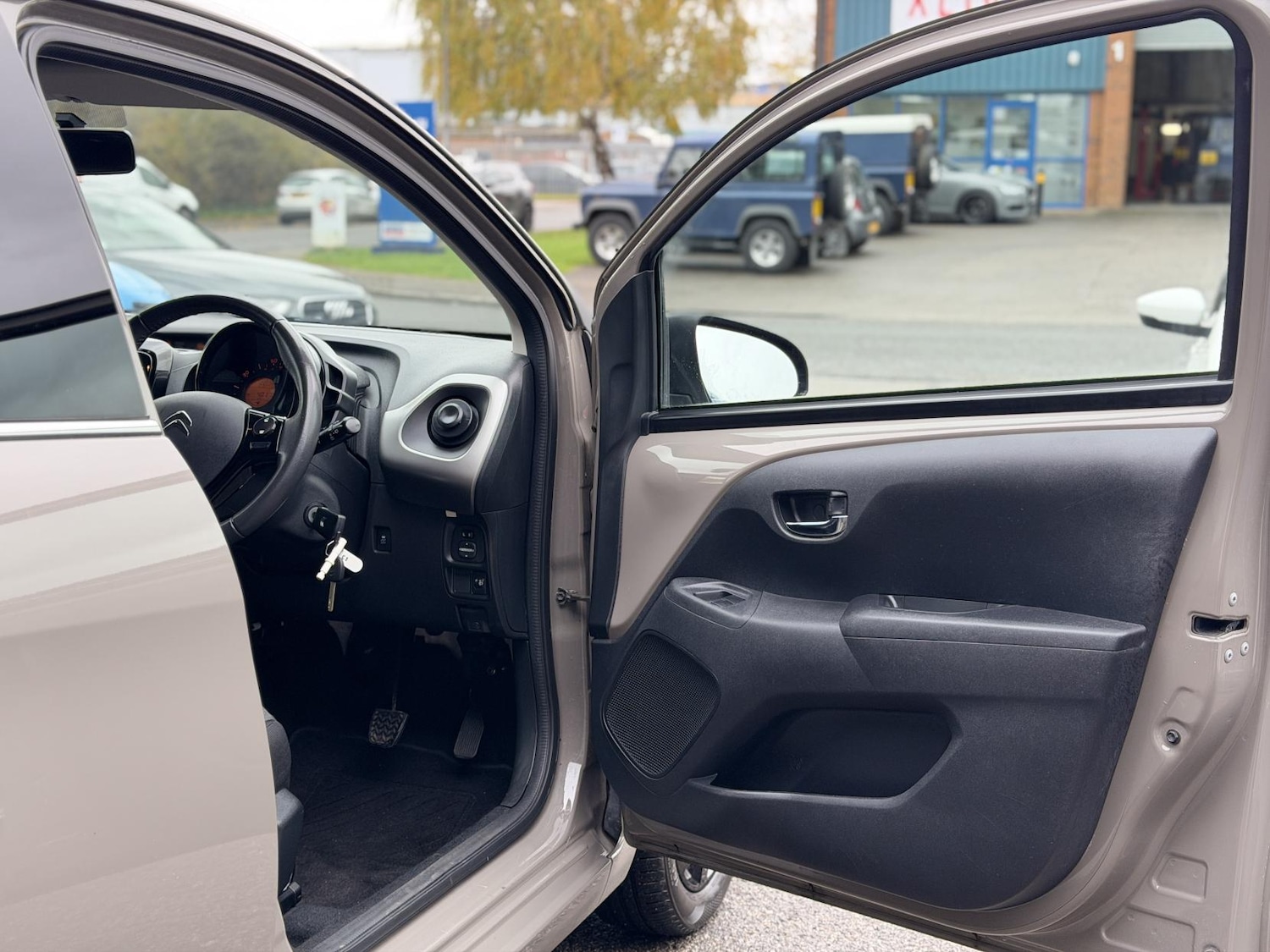 Used Citroen C1 2015 for sale - 76405117: Photo 15