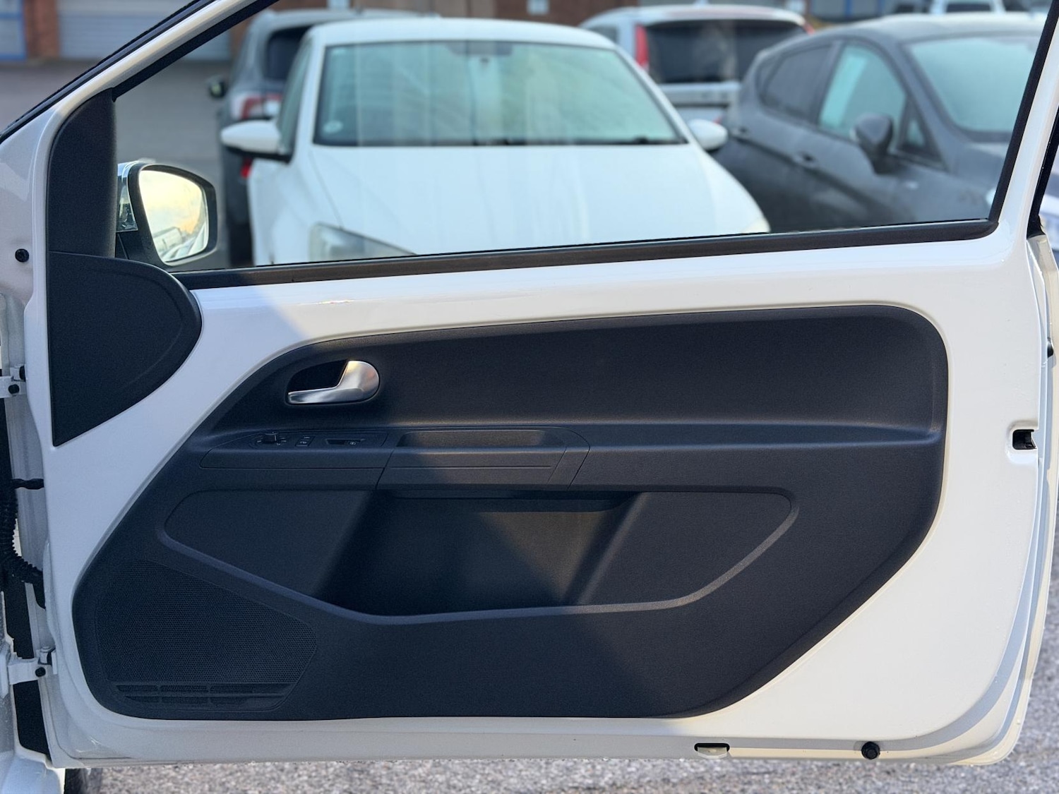 Used Volkswagen up! 2026 for sale - 77525279: Photo 15