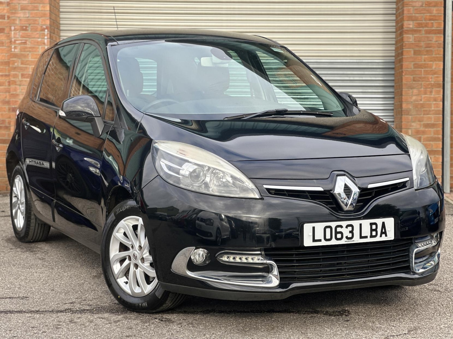 Used Renault Scenic 2014 for sale - 76332788: Photo 1