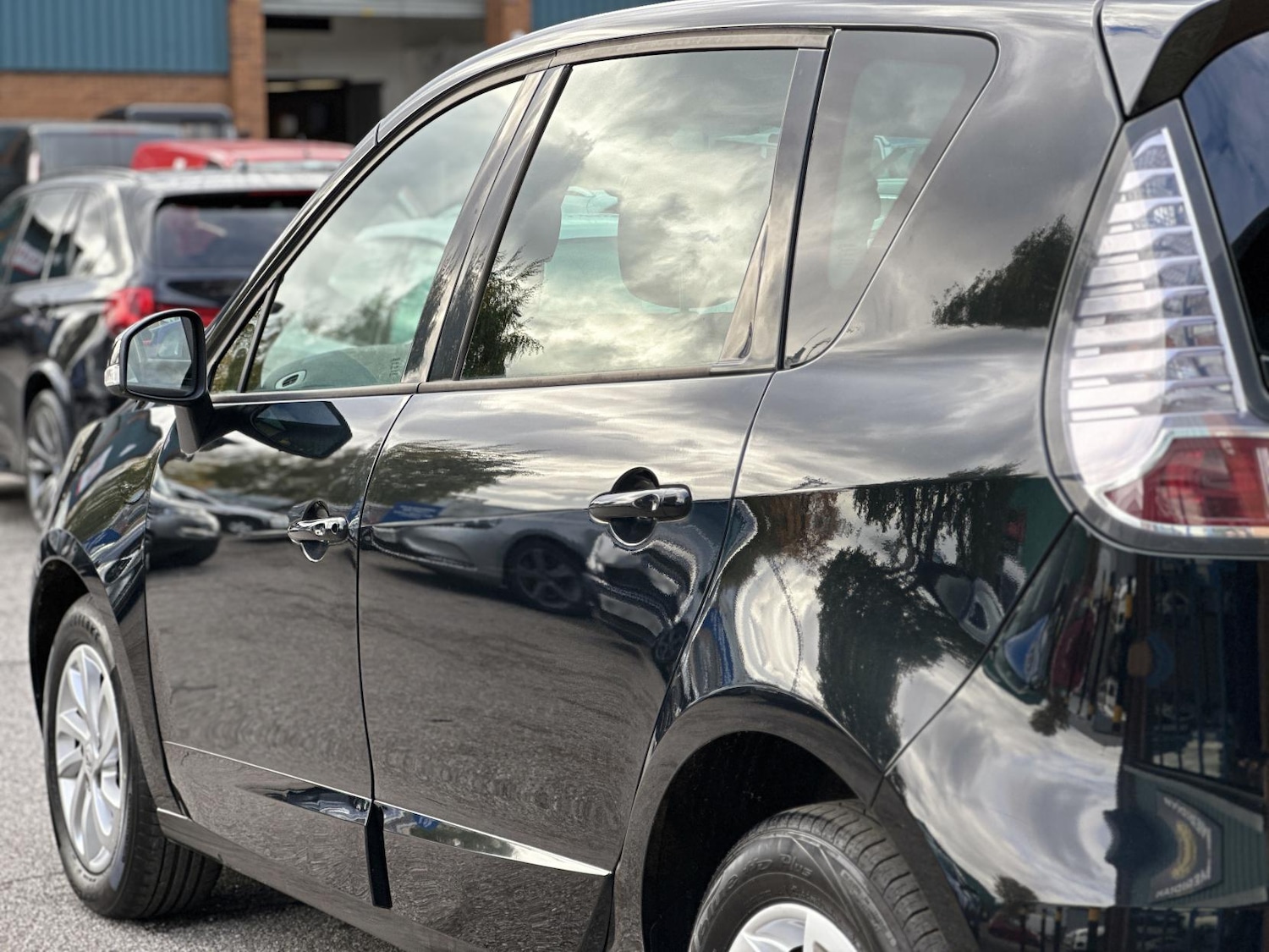 Used Renault Scenic 2014 for sale - 76332788: Photo 12
