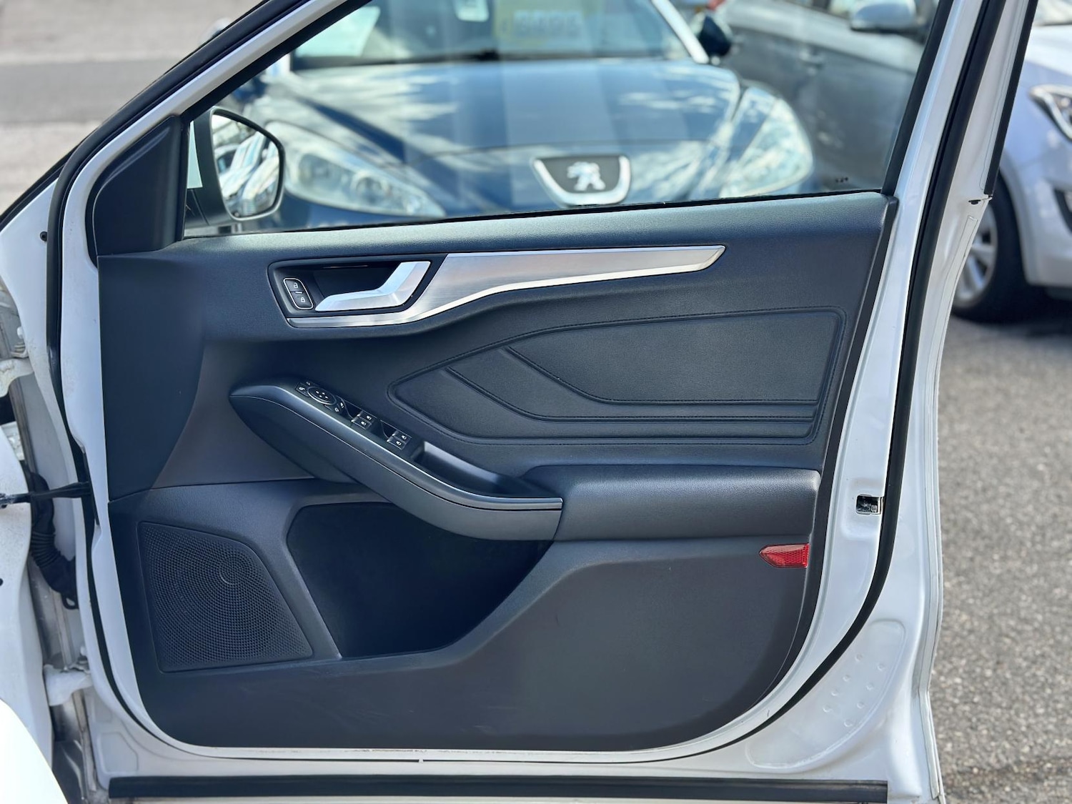 Used Ford Focus 2018 for sale - 77525270: Photo 16