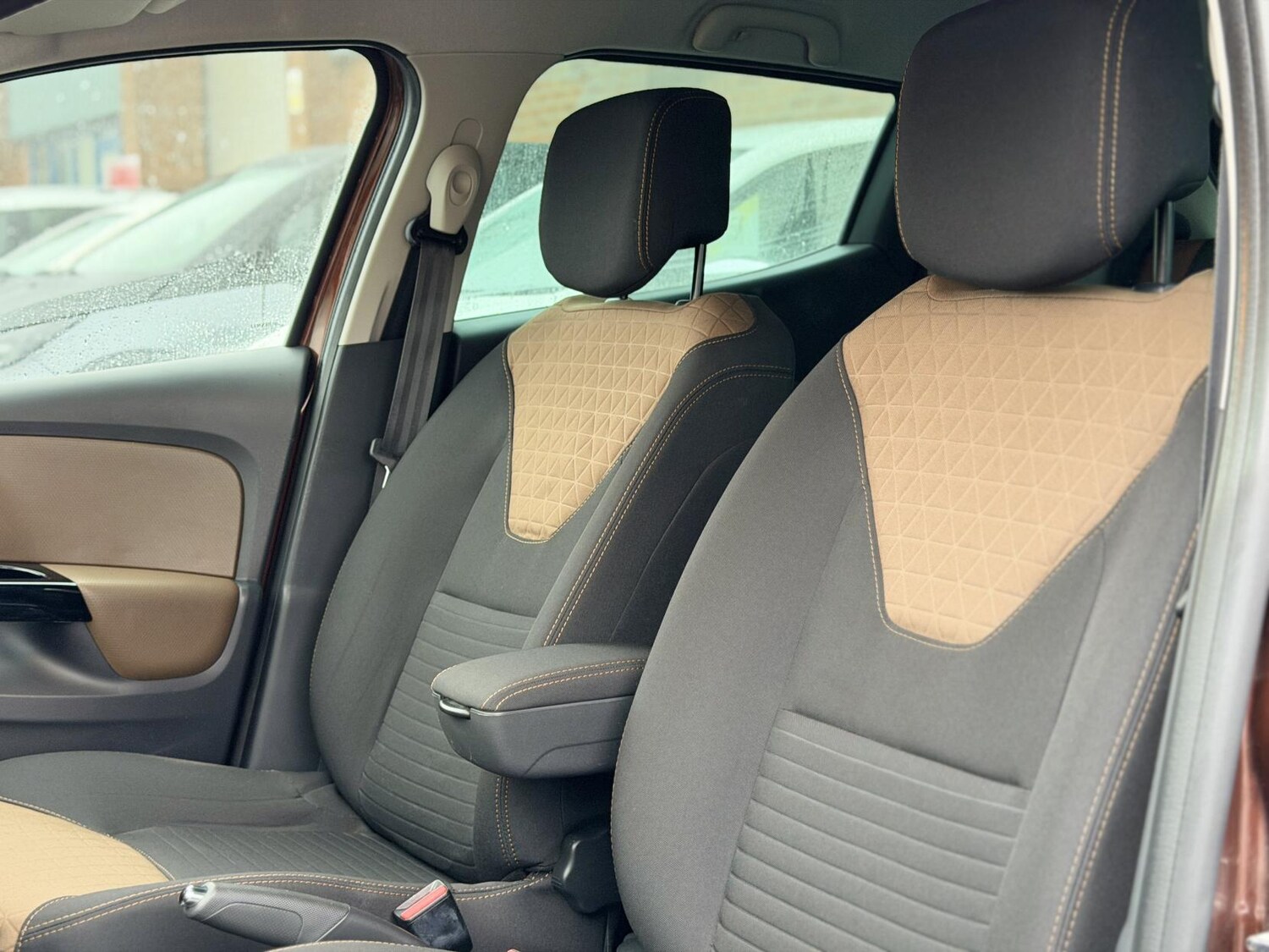 Used Renault Clio 2026 for sale - 77525254: Photo 31