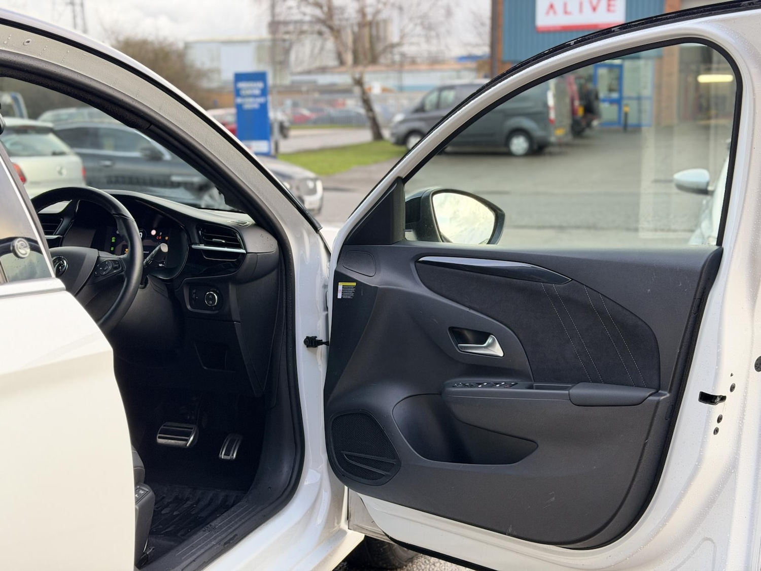 Used Vauxhall Corsa 2023 for sale - 77622940: Photo 15