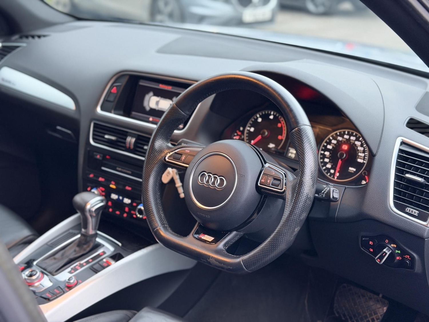 Used Audi Q5 2015 for sale - 76483315: Photo 18