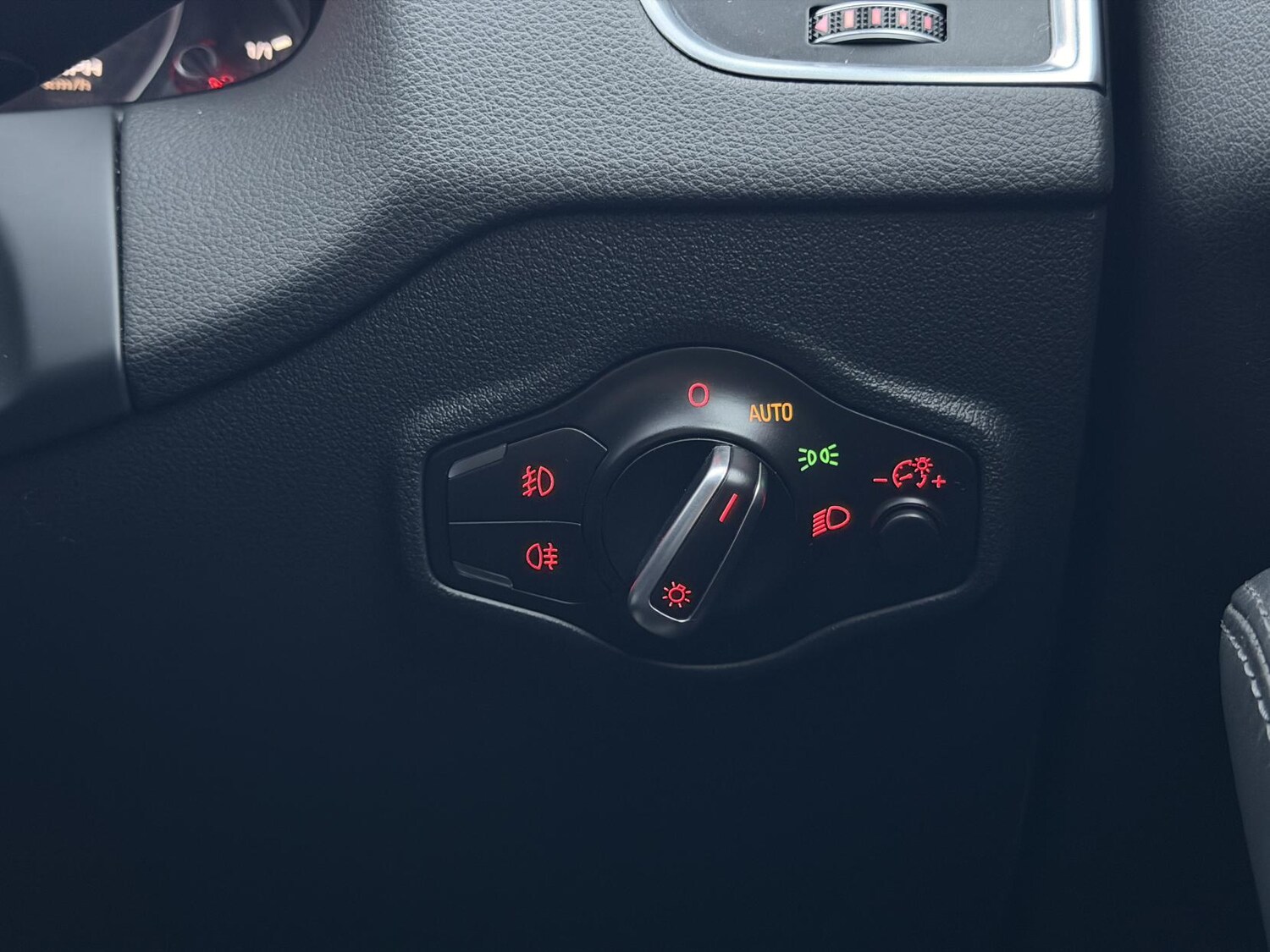 Used Audi Q5 2015 for sale - 76483315: Photo 23