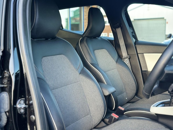 Used Renault Clio 2022 for sale - 76184585: Photo 17