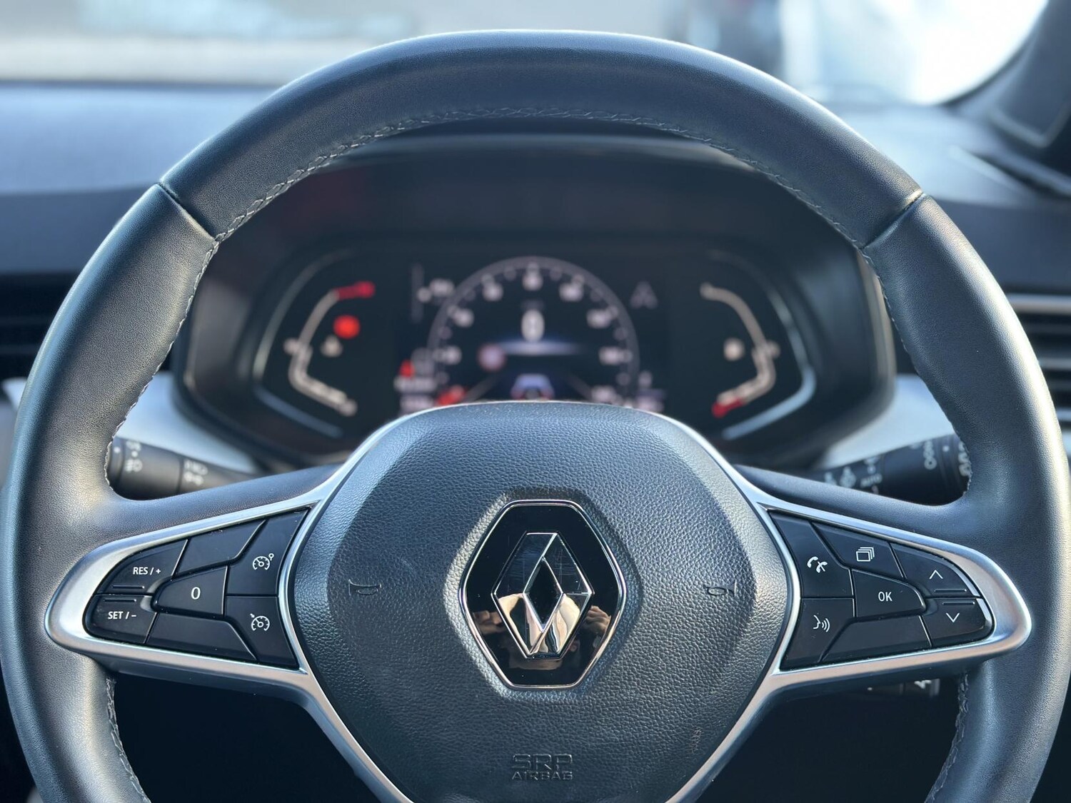 Used Renault Clio 2022 for sale - 76184585: Photo 20