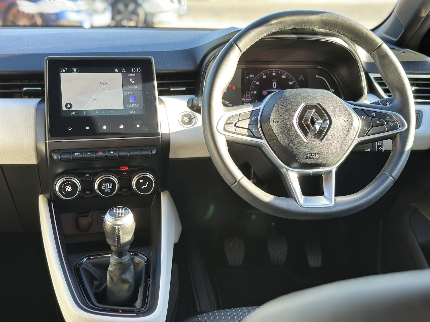 Used Renault Clio 2022 for sale - 76184585: Photo 3