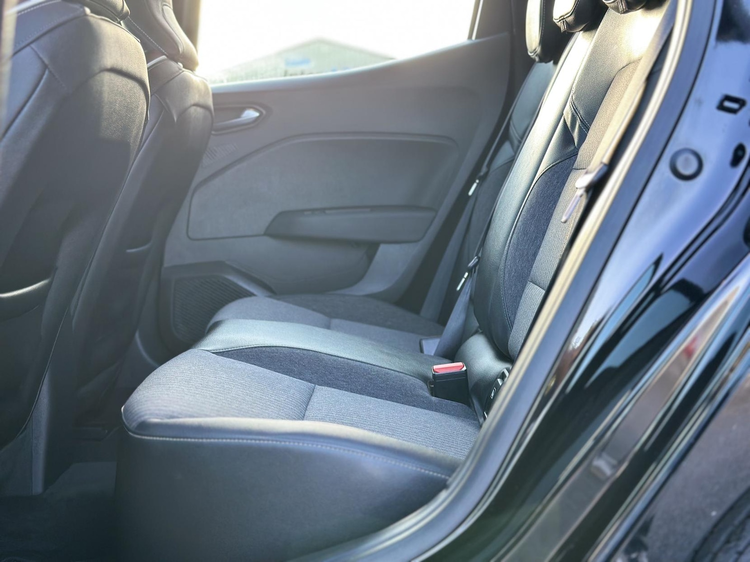 Used Renault Clio 2022 for sale - 76184585: Photo 40