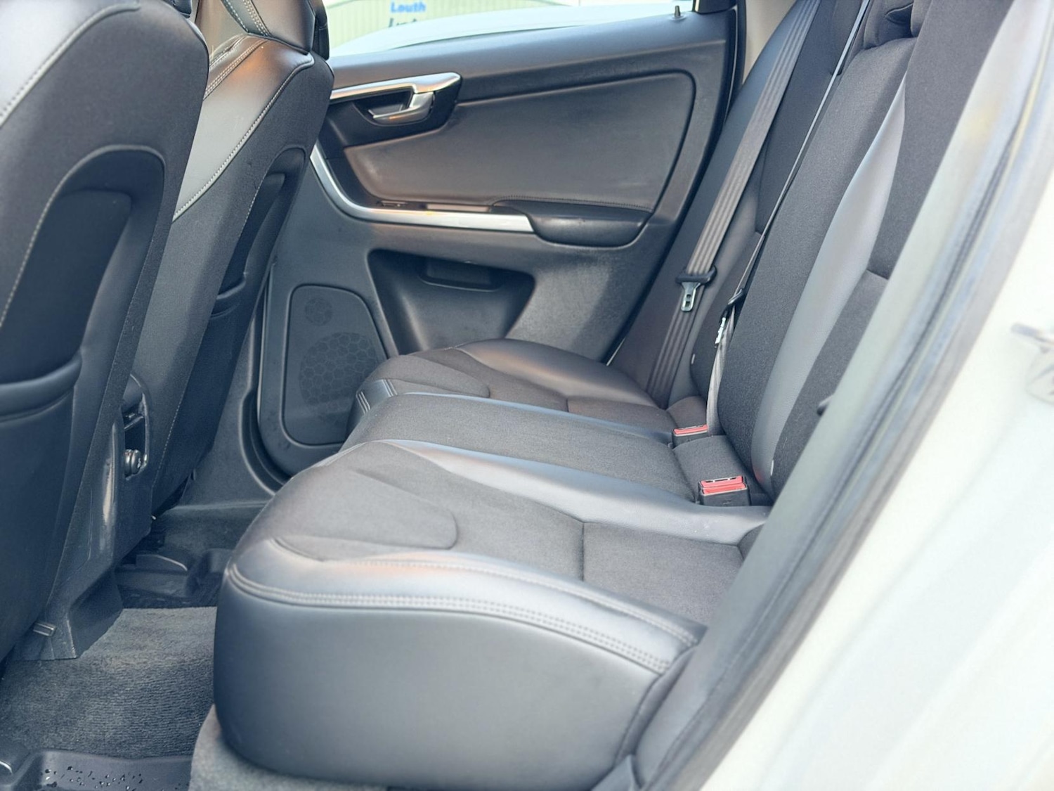 Used Volvo XC60 2015 for sale - 77116352: Photo 39