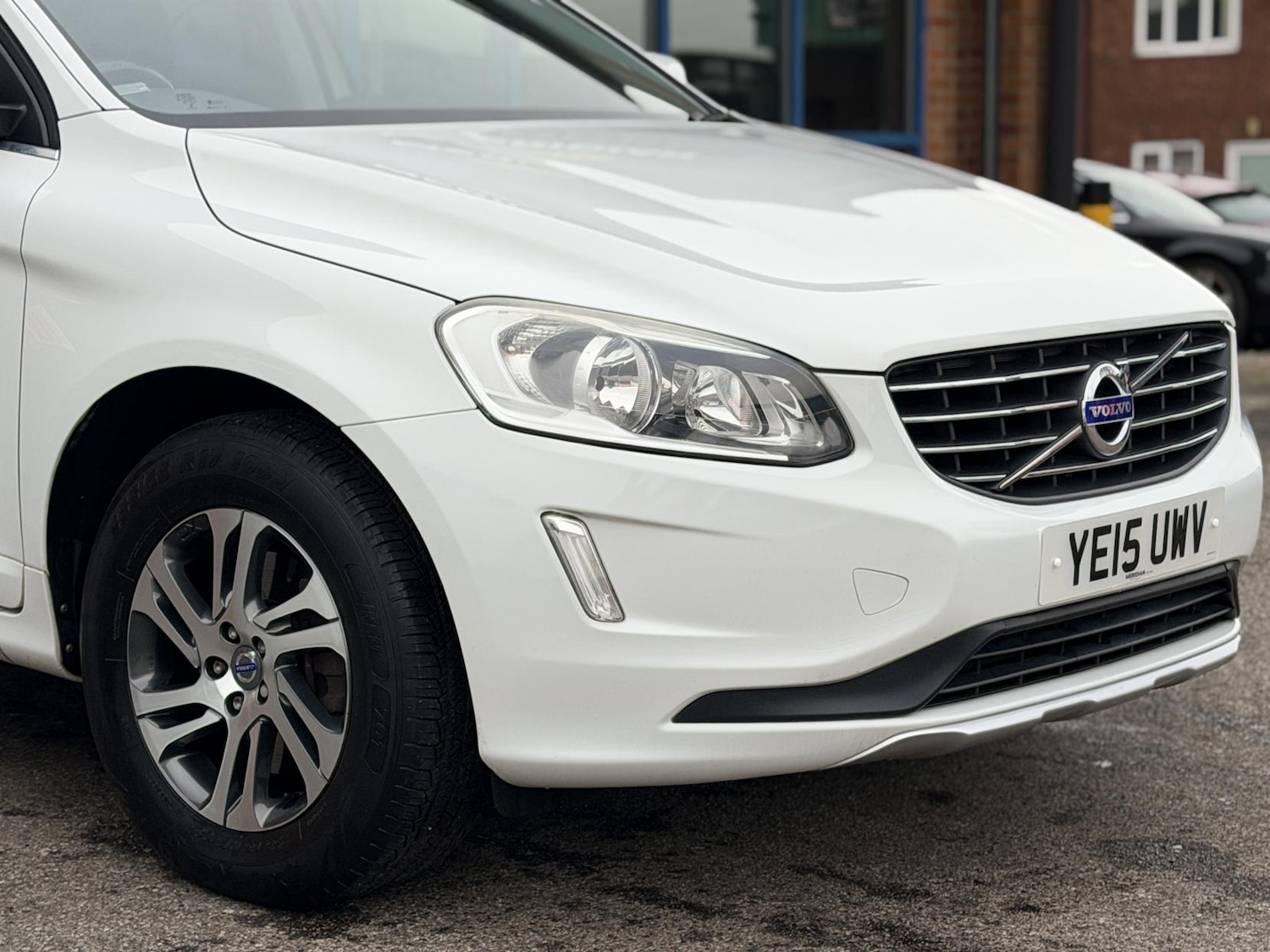 Used Volvo XC60 2015 for sale - 77116352: Photo 6