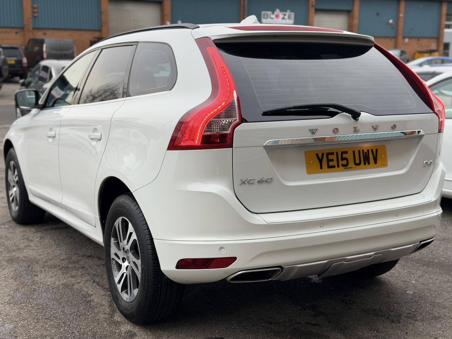 Used Volvo XC60 2015 for sale - 77116352: Photo 9