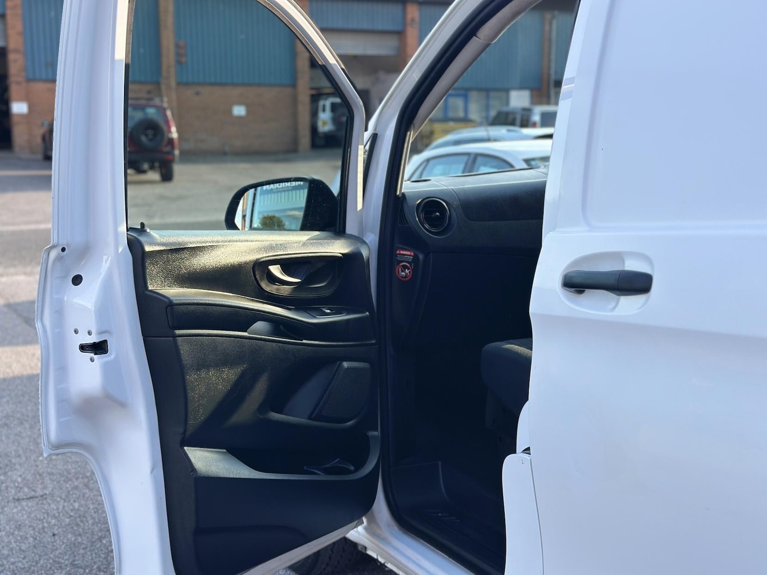 Used Mercedes-Benz Vito 2019 for sale - 76117690: Photo 30