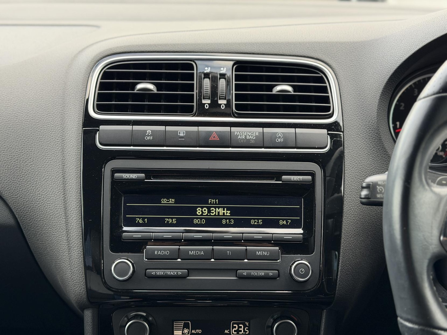 Used Volkswagen Polo 2013 for sale - 76719271: Photo 25