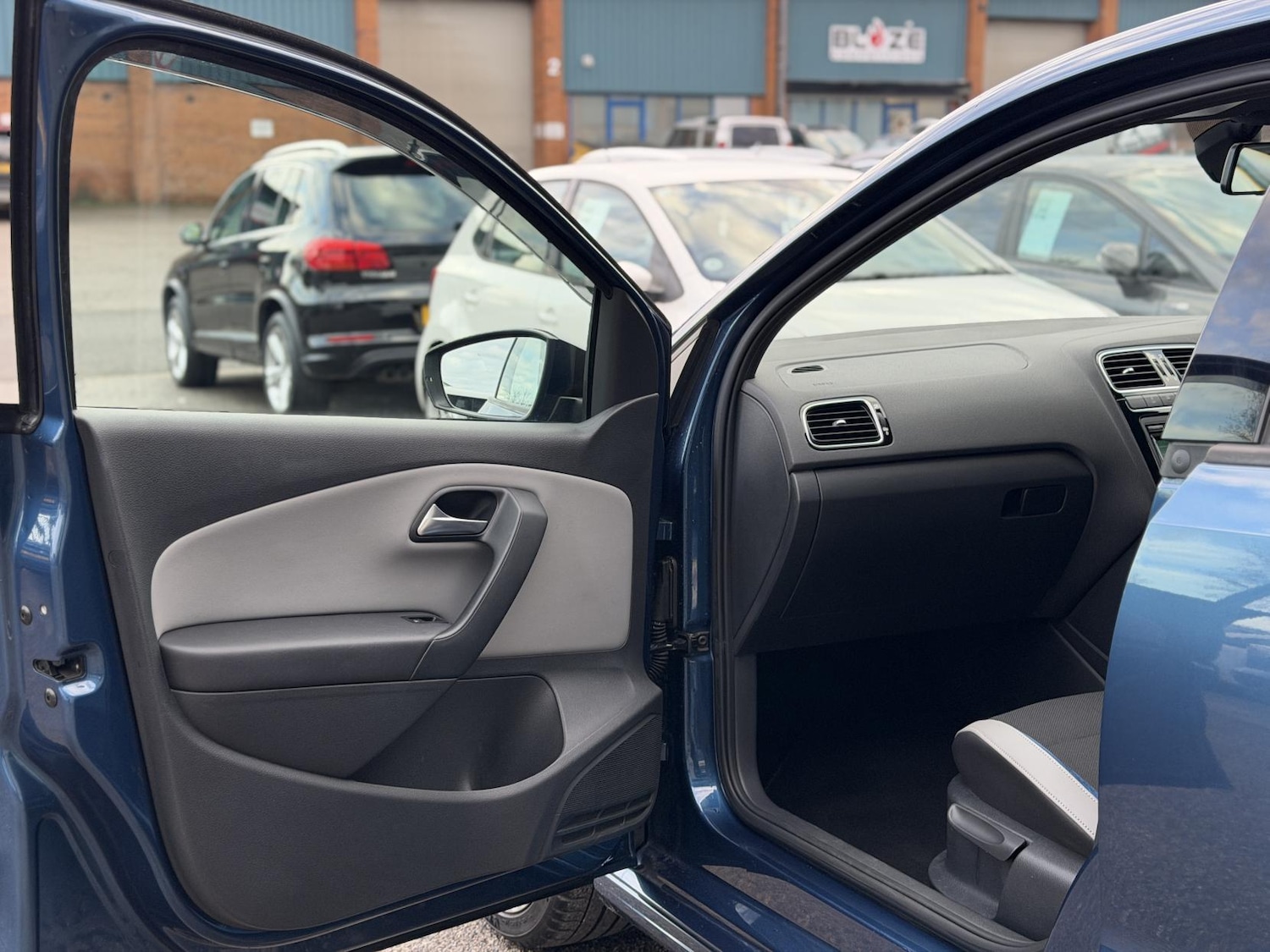 Used Volkswagen Polo 2013 for sale - 76719271: Photo 29