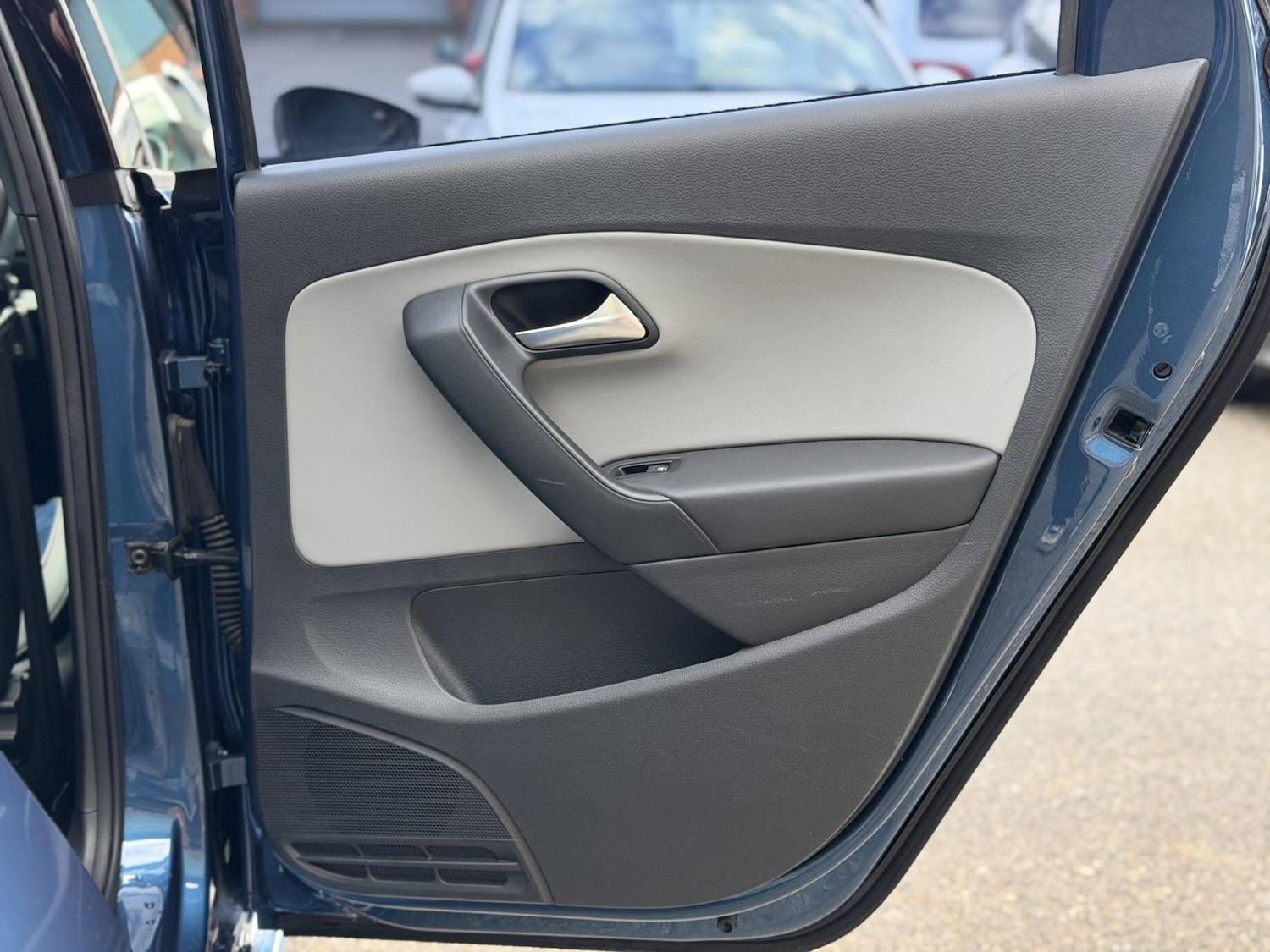 Used Volkswagen Polo 2013 for sale - 76719271: Photo 35