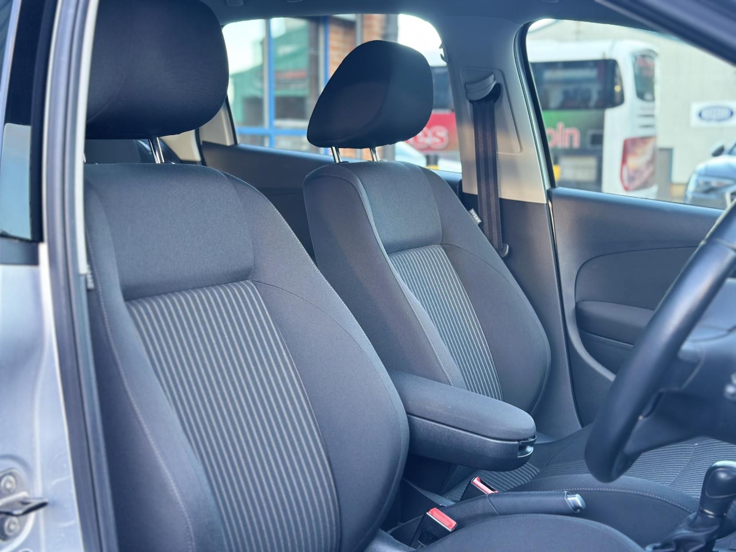 Used Volkswagen Polo 2012 for sale - 76382505: Photo 17