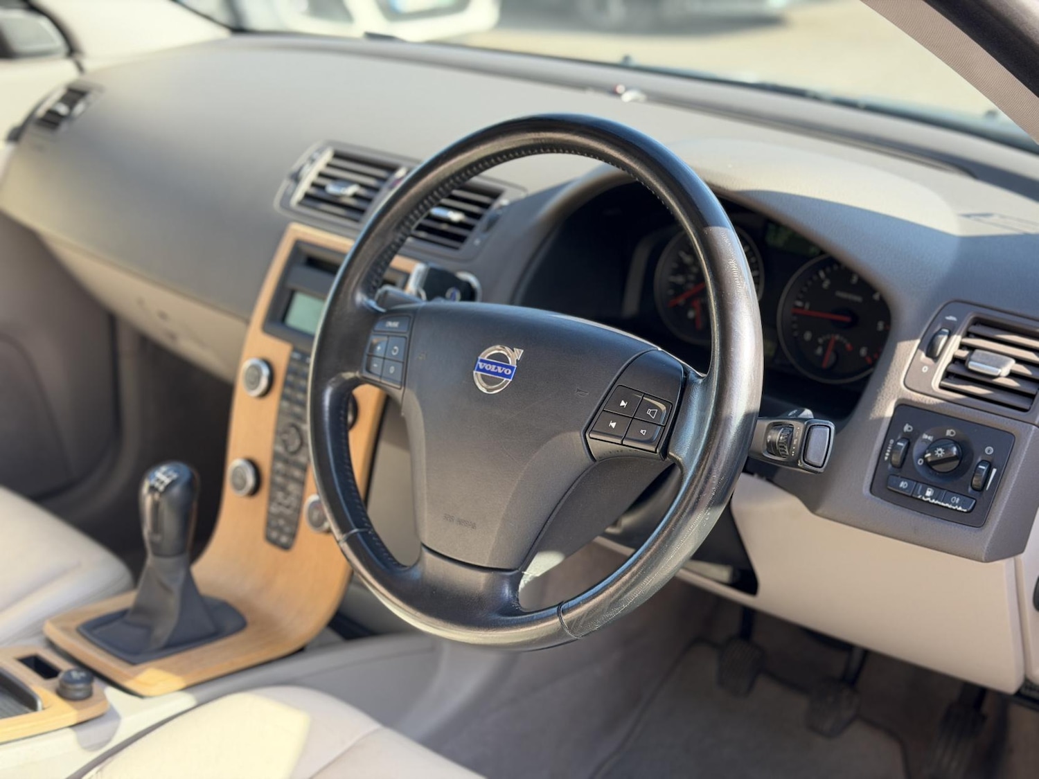 Used Volvo S40 2009 for sale - 77975663: Photo 19