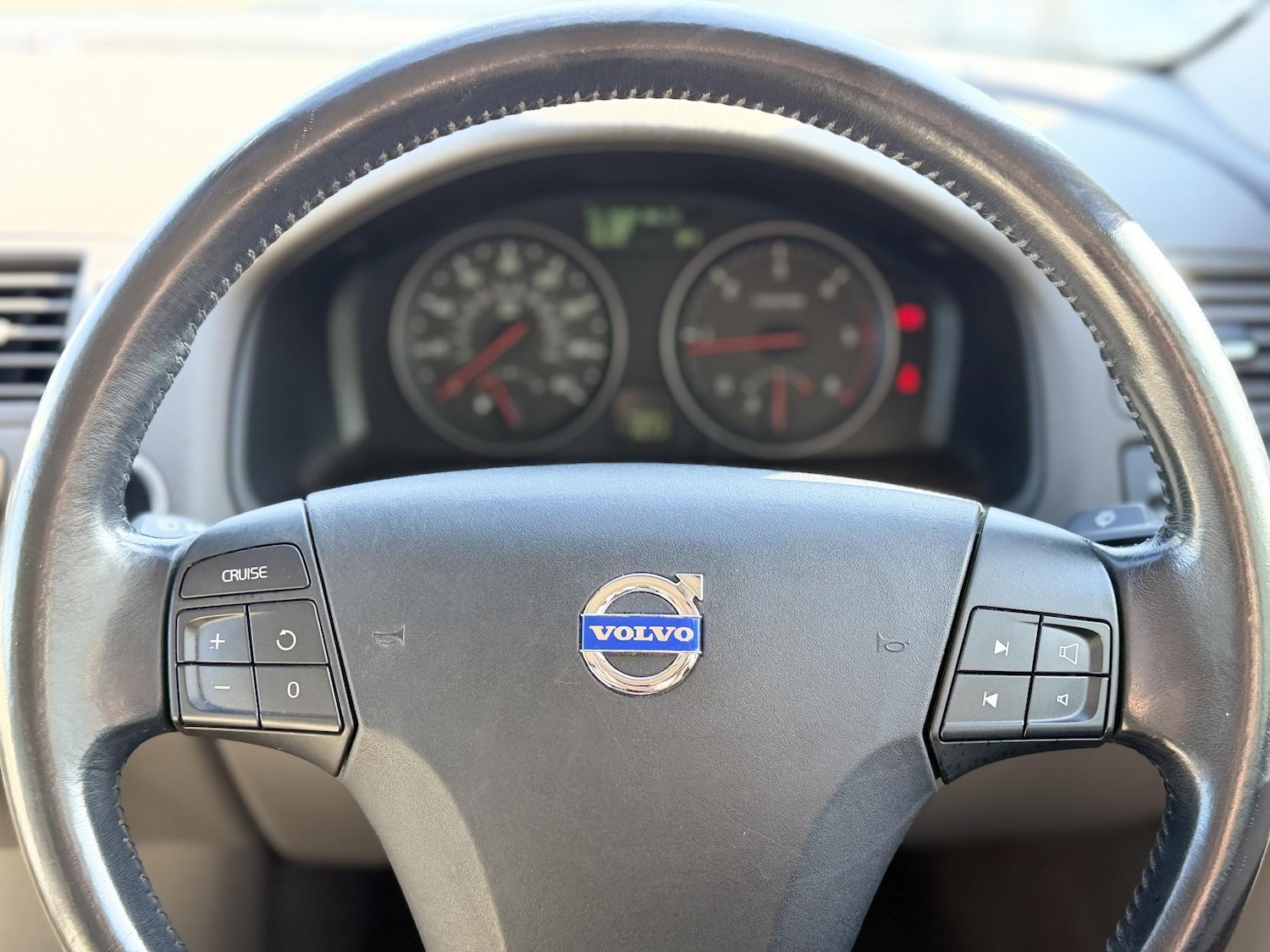 Used Volvo S40 2009 for sale - 77975663: Photo 20