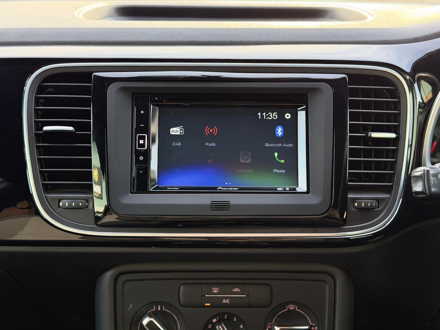 Used Volkswagen Beetle 2025 for sale - 77198460: Photo 25