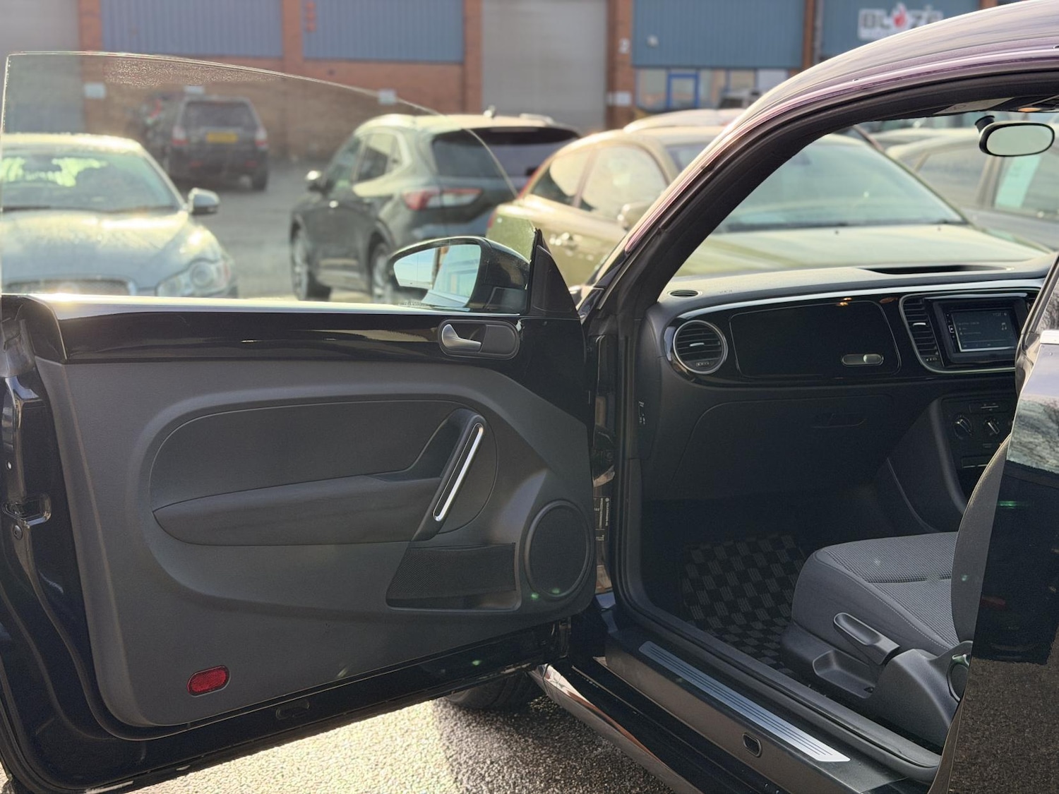 Used Volkswagen Beetle 2025 for sale - 77198460: Photo 28