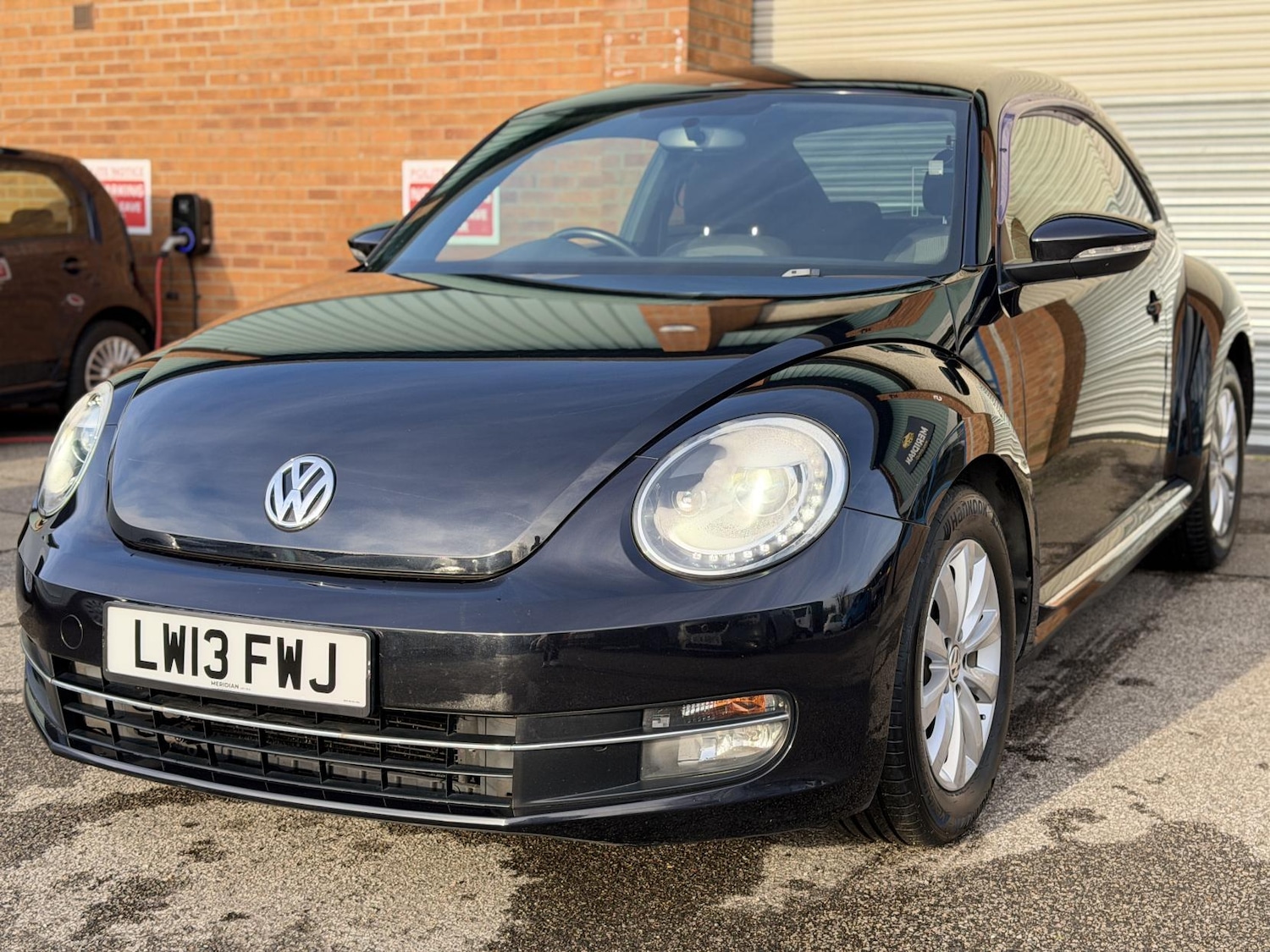 Used Volkswagen Beetle 2025 for sale - 77198460: Photo 5