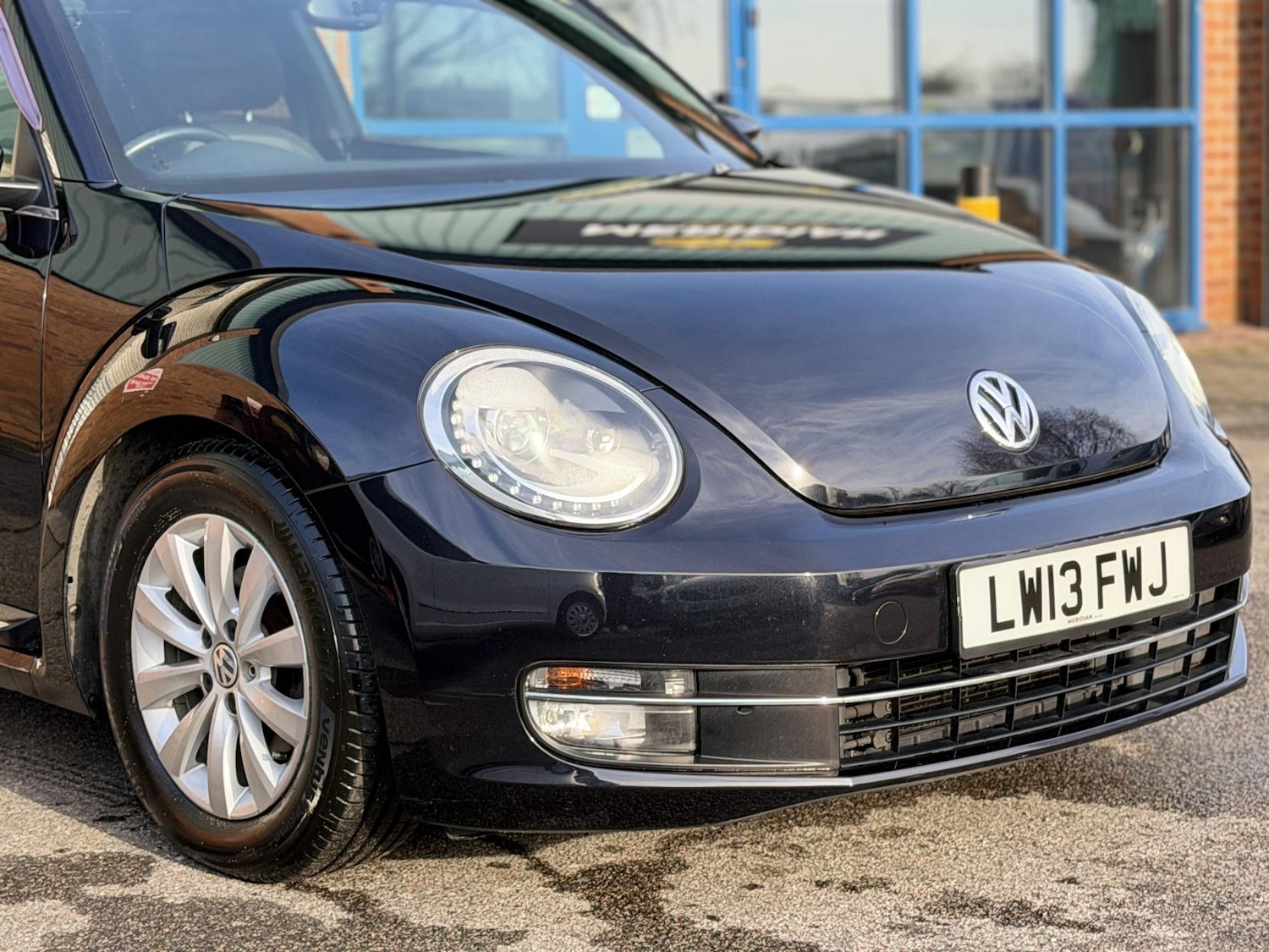 Used Volkswagen Beetle 2025 for sale - 77198460: Photo 6
