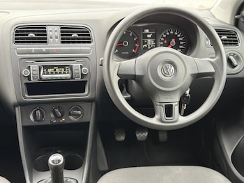 Used Volkswagen Polo 2012 for sale - 75733122: Photo
