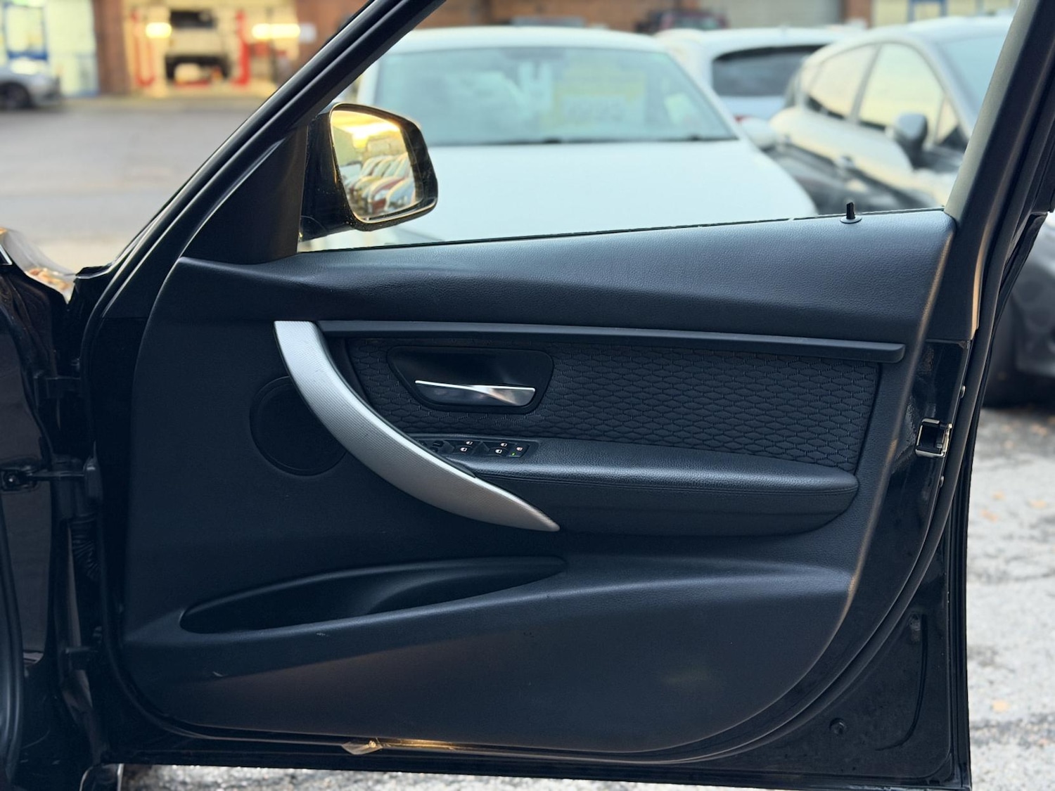 Used BMW 3 Series 2025 for sale - 77525281: Photo 16