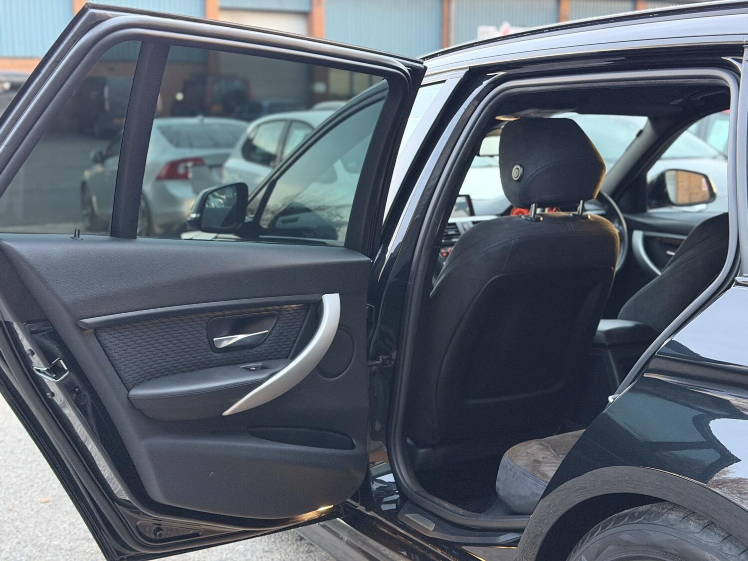 Used BMW 3 Series 2025 for sale - 77525281: Photo 38