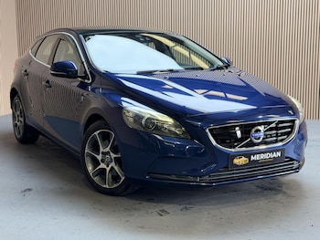 Used Volvo V40 2015 for sale - 78230056: Photo