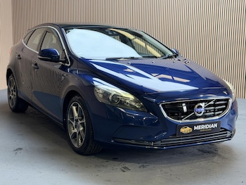 Used Volvo V40 2015 for sale - 78230056: Photo