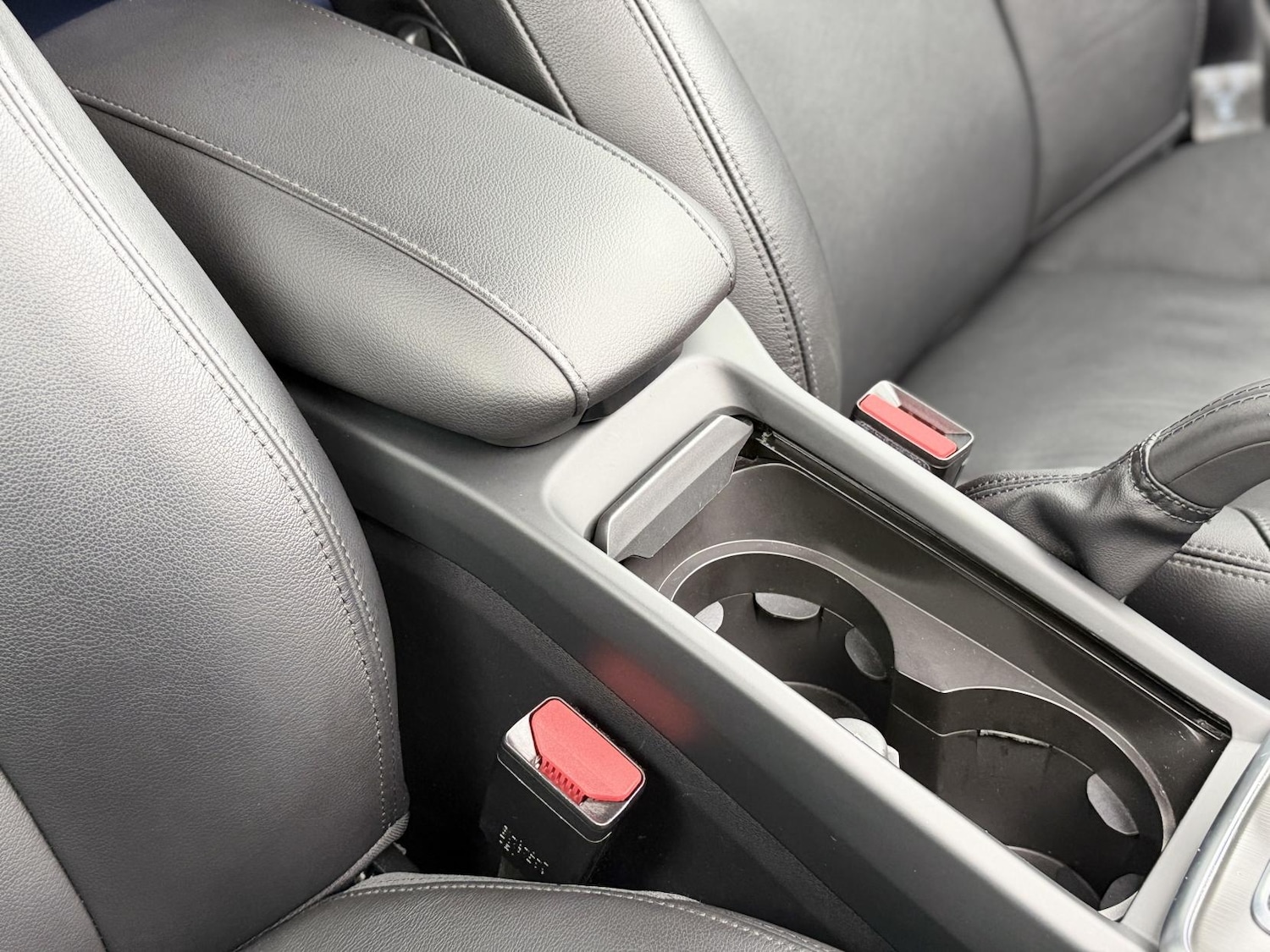 Used Volvo V40 2014 for sale - 77532303: Photo 29