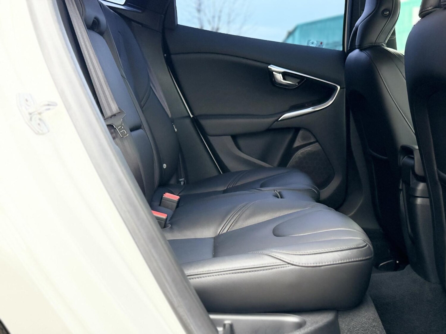 Used Volvo V40 2014 for sale - 77532303: Photo 38