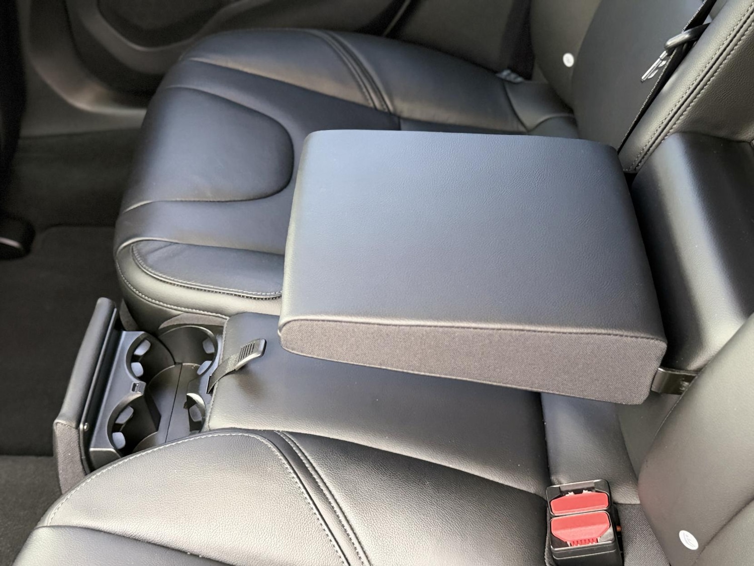 Used Volvo V40 2014 for sale - 77532303: Photo 42