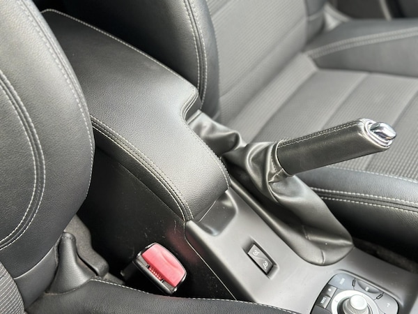 Used Renault Megane 2015 for sale - 75733123: Photo 30