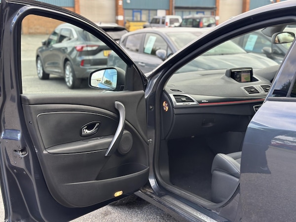 Used Renault Megane 2015 for sale - 75733123: Photo 31