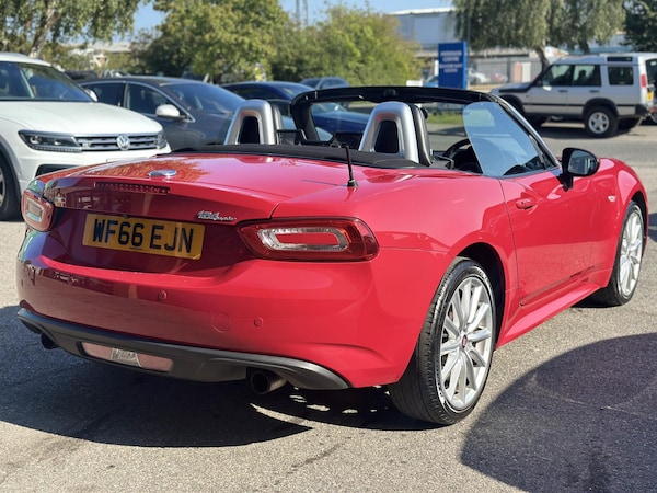 Used Fiat 124 Spider 2016 for sale - 75733140: Photo 10