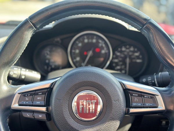Used Fiat 124 Spider 2016 for sale - 75733140: Photo 22