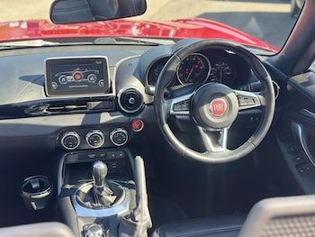 Used Fiat 124 Spider 2016 for sale - 75733140: Photo
