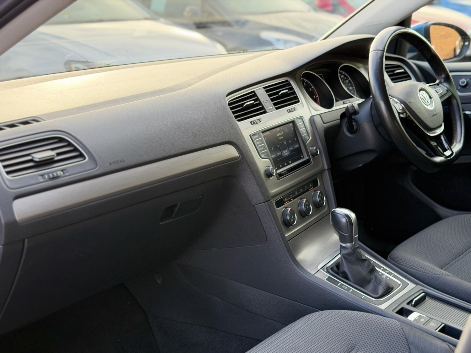 Used Volkswagen Golf 2016 for sale - 76722762: Photo 33