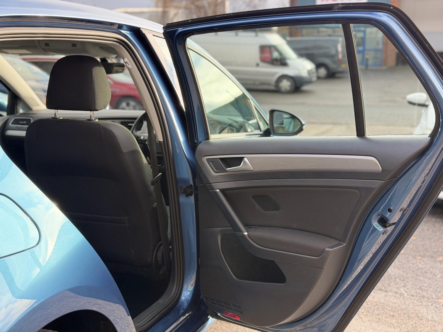 Used Volkswagen Golf 2016 for sale - 76722762: Photo 34