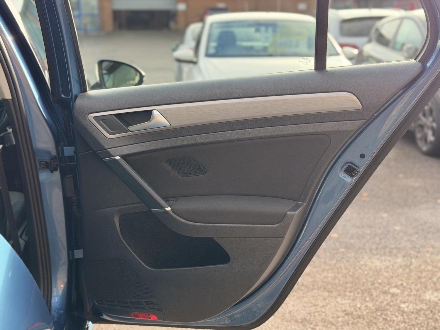 Used Volkswagen Golf 2016 for sale - 76722762: Photo 35