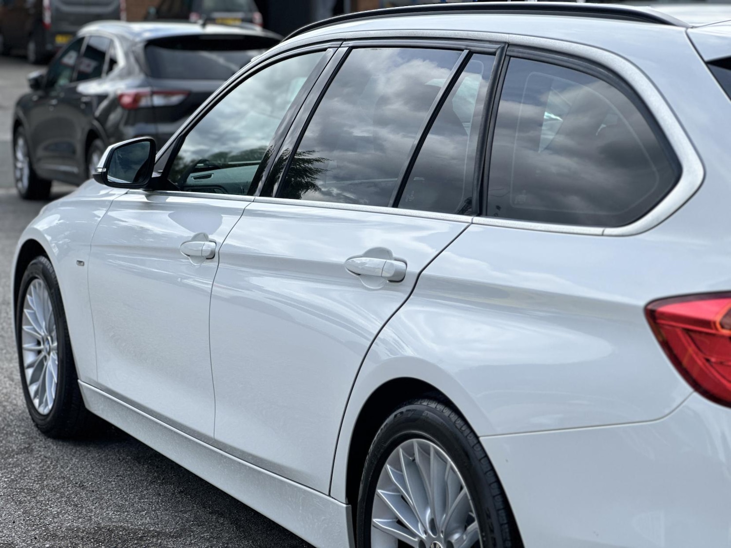 Used BMW 3 Series 2025 for sale - 75733121: Photo 12