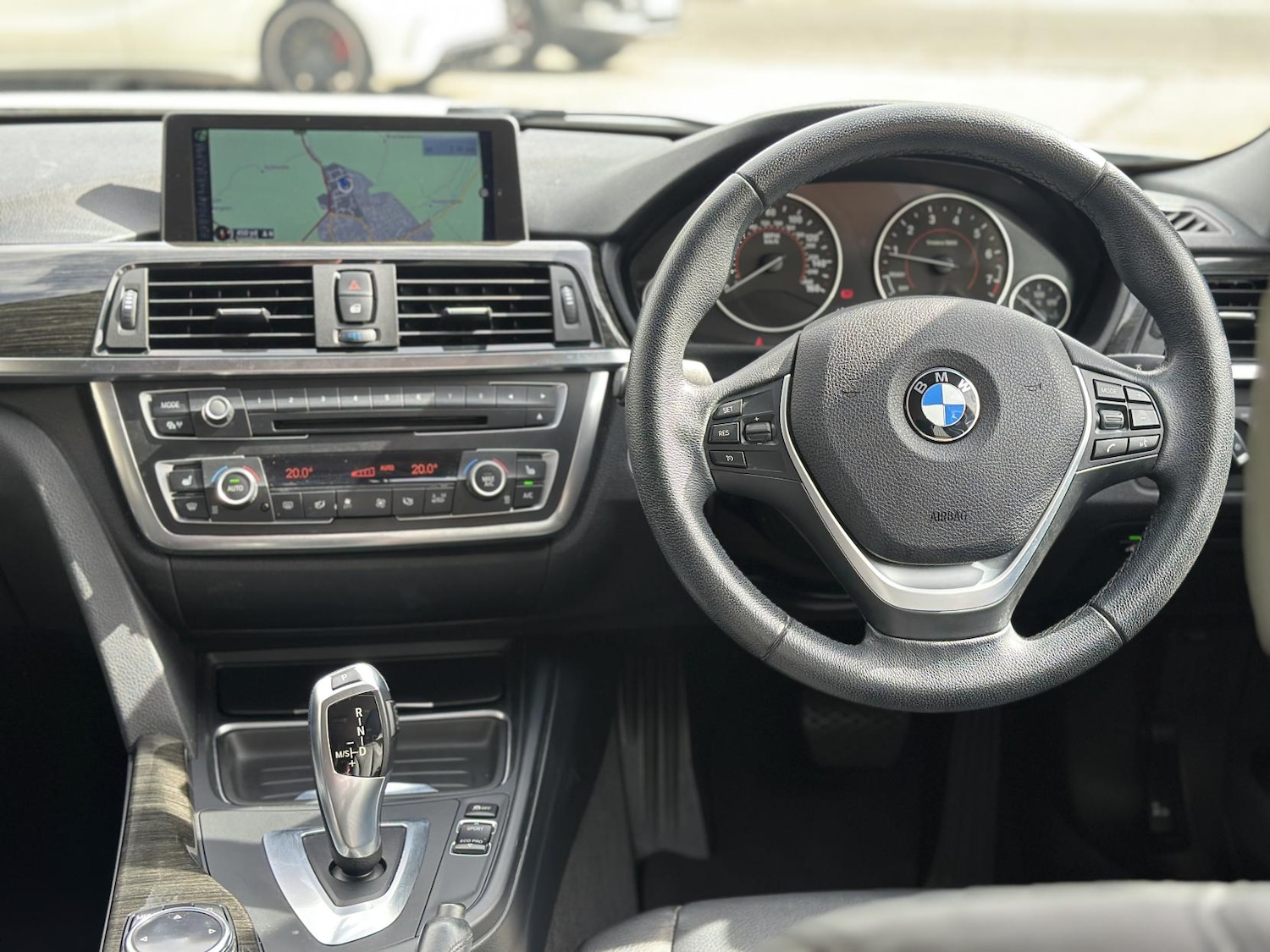 Used BMW 3 Series 2025 for sale - 75733121: Photo 3