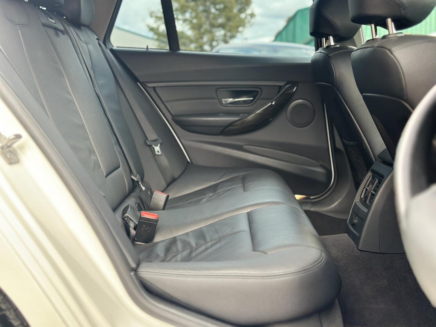 Used BMW 3 Series 2025 for sale - 75733121: Photo 38